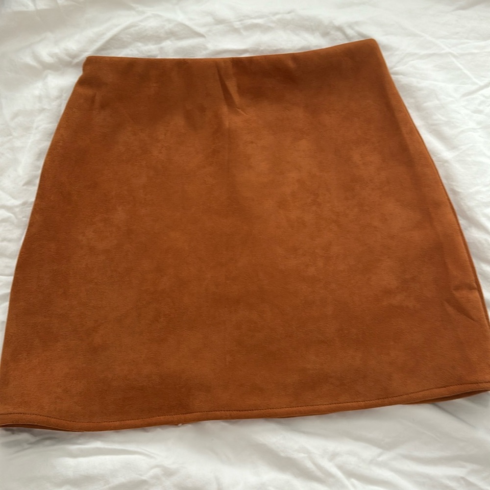 Mi Ami from Francesca's Kamila Size XS Burnt Orange Faux Suede Mini Skirt - Picture 4 of 7